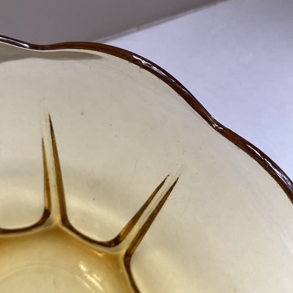 Vintage Anchor Hocking Amber Glass bowl - Picture 6 of 9